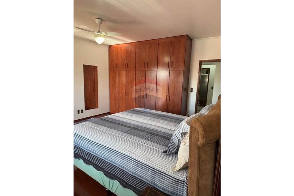 Sobrado - Venda - Bragança Paulista , São Paulo - WhatsApp Image 2026-01-24 at 11.43.05 (15).jpeg - 690141083-29