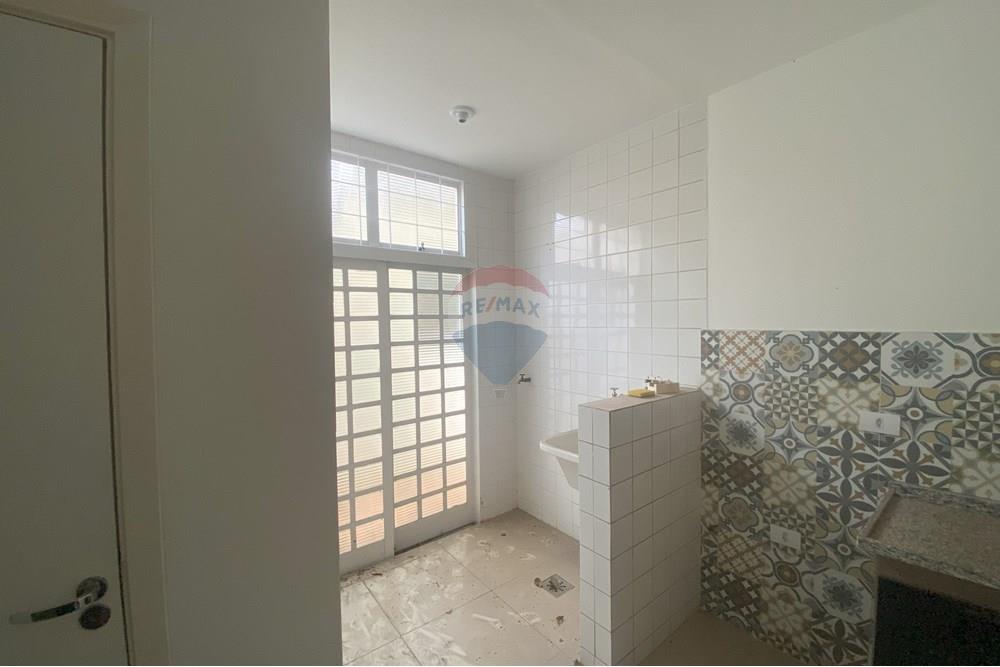 Ponto Comercial/ Loja - Alugar - Piracicaba , São Paulo - BANHEIRO EM BAIXO 01.jpg - 690781182-6