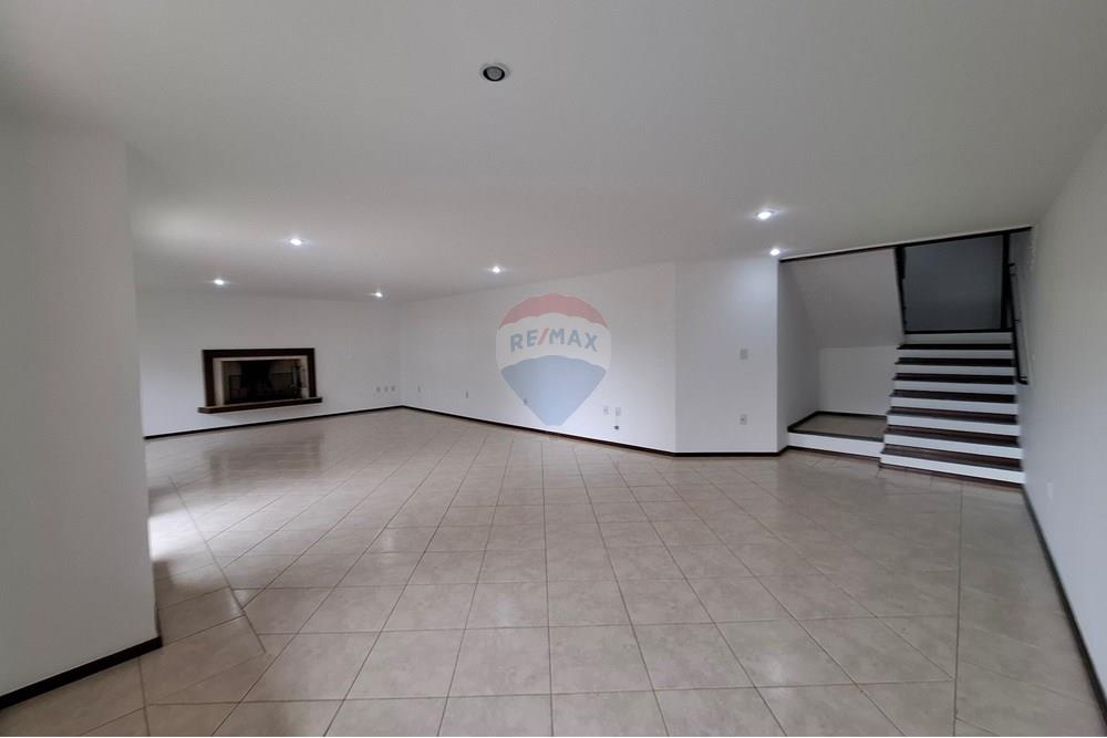 Casa de Condomínio - Alugar - Valinhos , São Paulo - 1000313151.jpg - 690491084-81