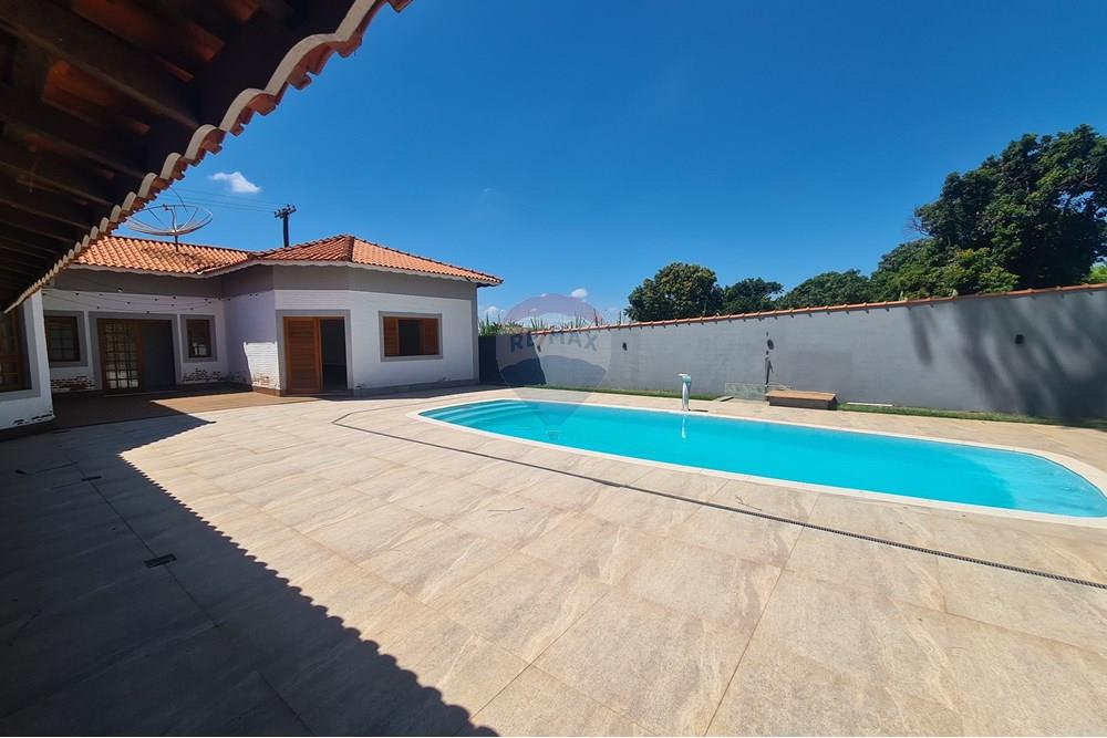 Casa para alugar com 3 quartos, 343m² - Foto 23
