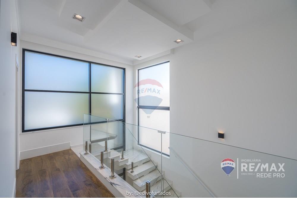 Casa de Condomínio - Alugar - Valinhos , São Paulo - EDI08931EDIVO FURTADO SILVA - RG98002306922 SSPCE - REMAX REDE PRO - 690851099-10 - RESERVA COLONIAL - ROMULO E ELISA_.jpg - 690851099-10