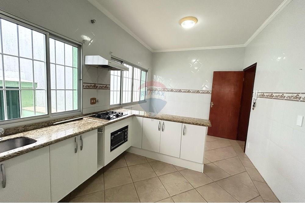 Casa - Alugar - Bragança Paulista , São Paulo - WhatsApp Image 2025-04-17 at 14.57.34 (2).jpeg - 690041099-6