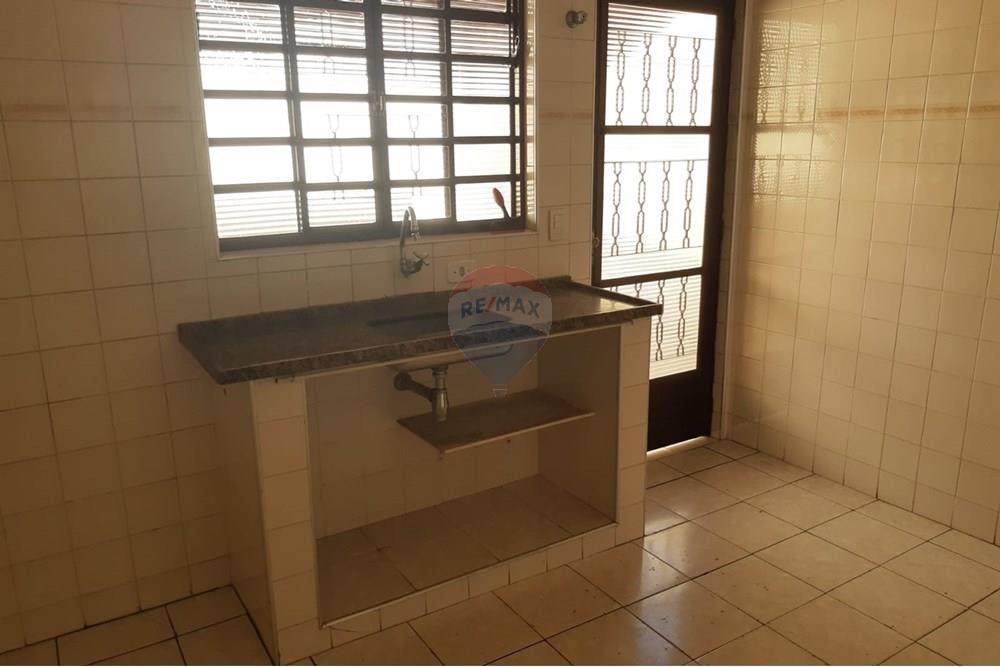 Casa de Condomínio - Alugar - Valinhos , São Paulo - 76f8fa78-8c4c-4de1-a265-1a92ebfe9bc5.jpg - 690851008-527