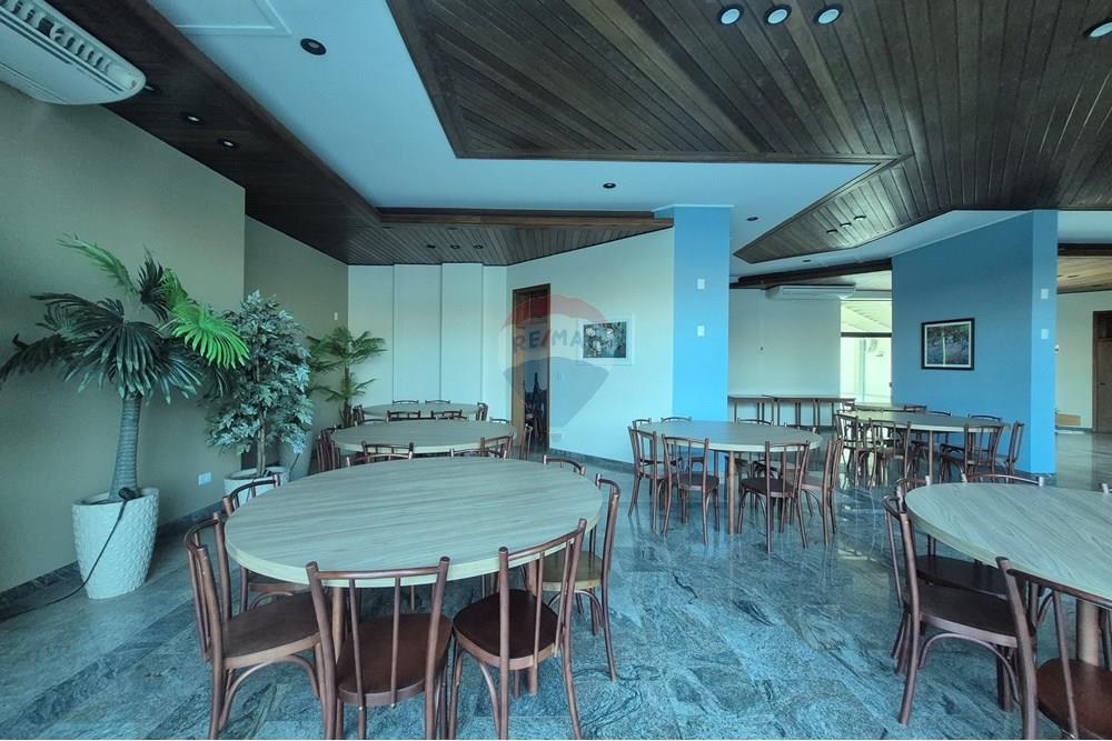 Apartamento à venda com 4 quartos, 221m² - Foto 8