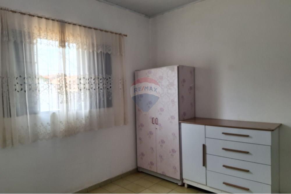 Casa à venda com 4 quartos, 240m² - Foto 30