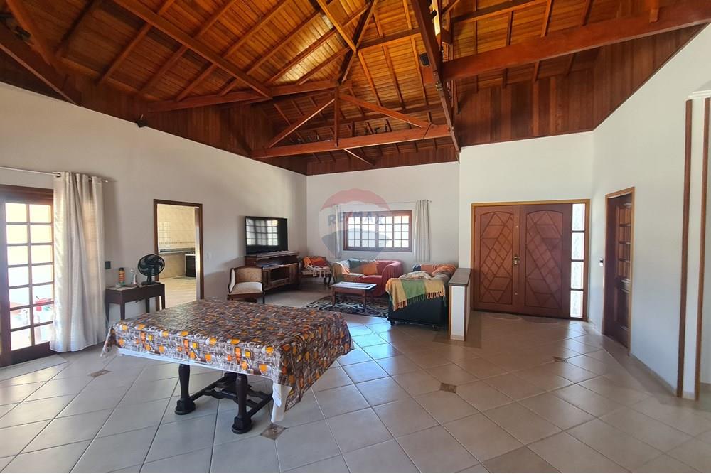 Casa para alugar com 3 quartos, 343m² - Foto 55