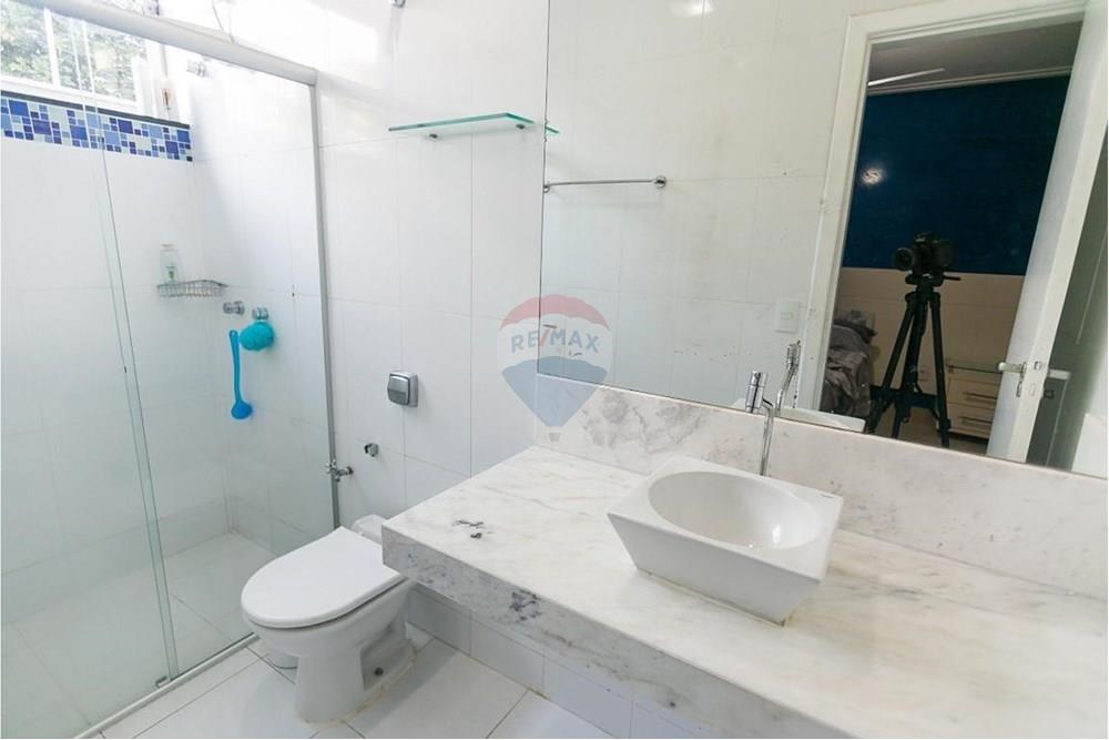 Casa para alugar com 5 quartos, 450m² - Foto 33