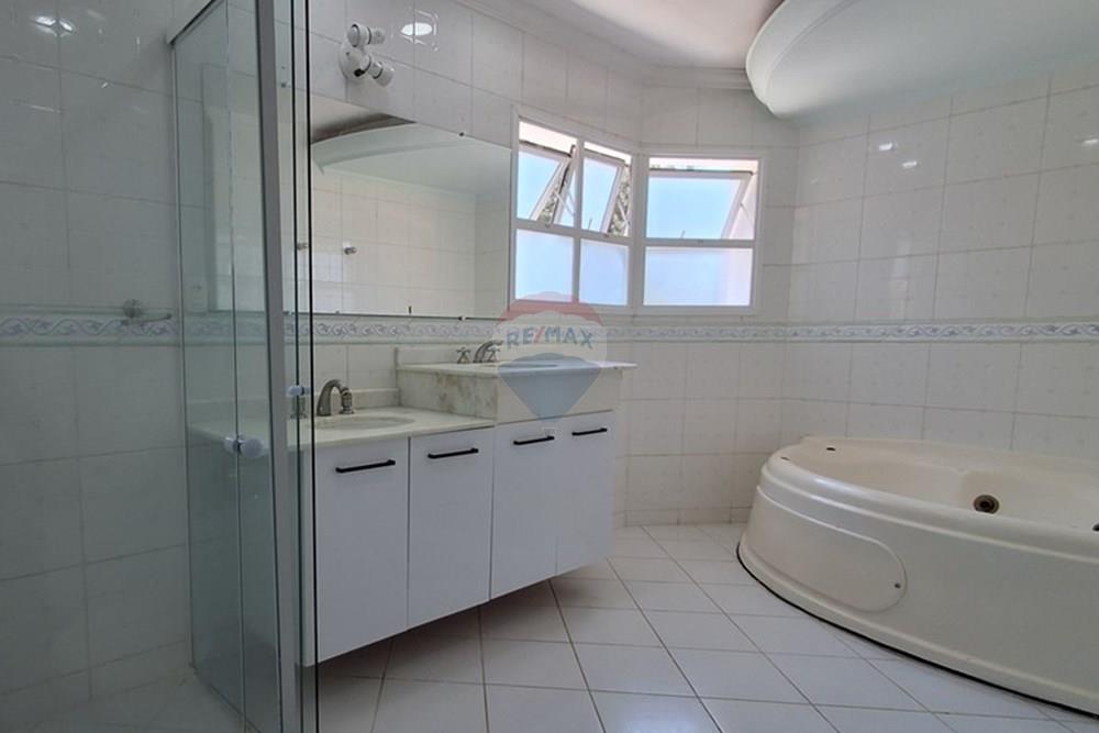 Casa de Condomínio - Venda - Santana de Parnaíba , São Paulo - Suite Master Banheiro b.jpg - 690951039-19