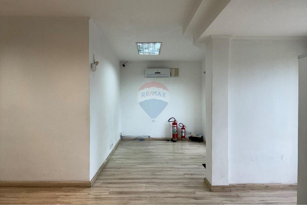 Casa Comercial - Alugar - Campinas , São Paulo - Sala da frente (1).JPEG - Sala em L - 690681196-2