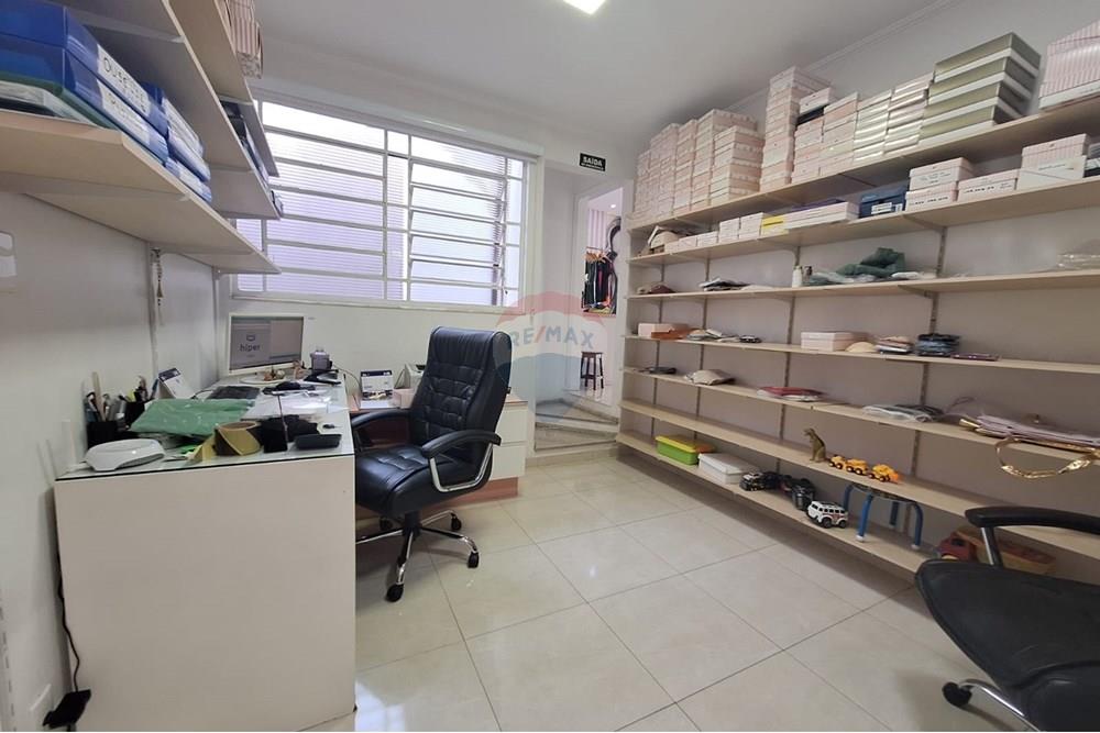 Casa Comercial - Alugar - Valinhos , São Paulo - WhatsApp Image 2025-05-06 at 10.45.51 (1).jpeg - 690681005-105