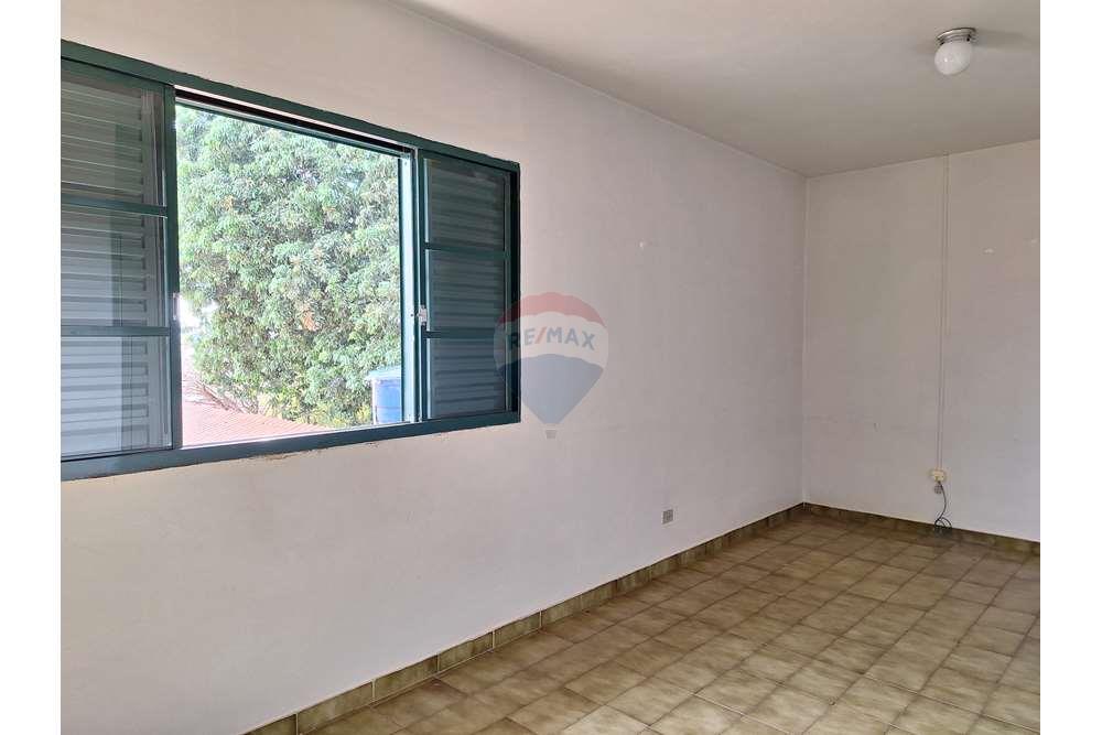 Casa à venda com 6 quartos, 249m² - Foto 26