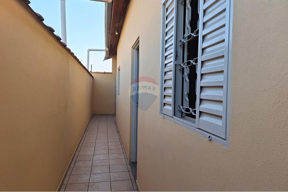 Casa à venda com 3 quartos, 137m² - Foto 43