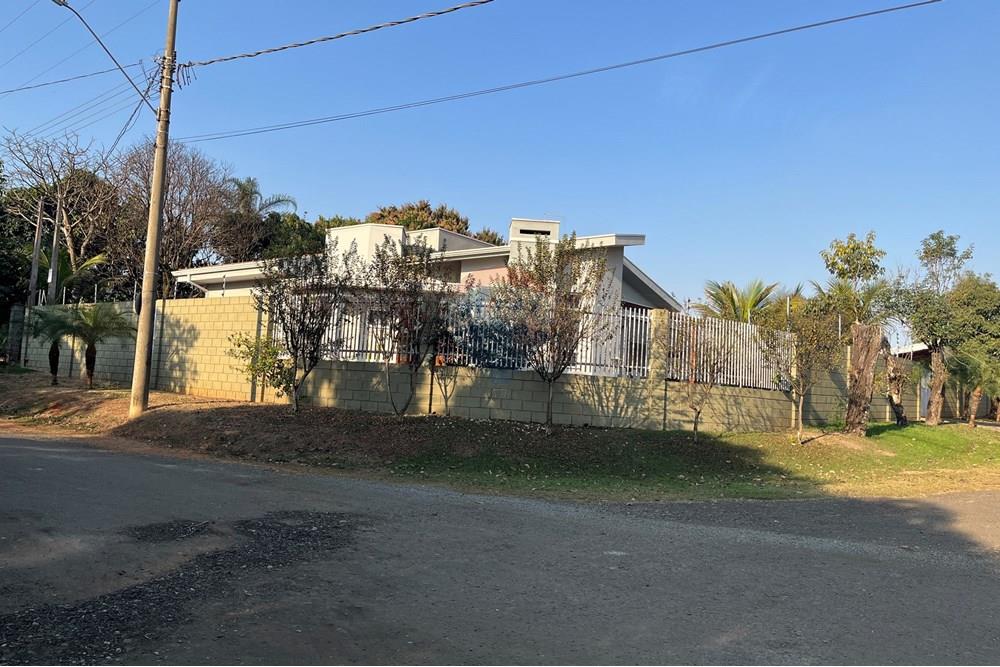 Chácara / Sítio / Fazenda - Venda - Cosmópolis , São Paulo - esquina da casa.JPG - 690511309-2