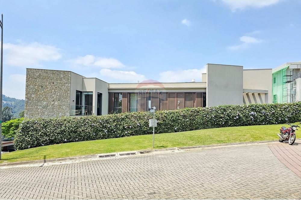 Casa de Condomínio - Venda - Santana de Parnaíba , São Paulo - 20251015_110621.jpg - 691021016-51