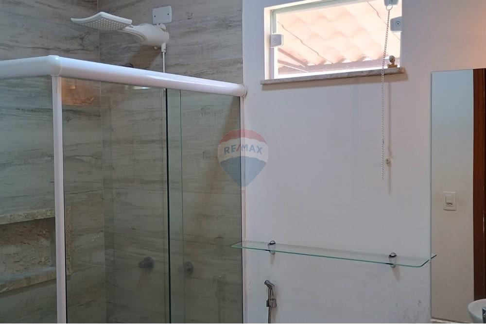 Casa para alugar com 2 quartos, 98m² - Foto 11
