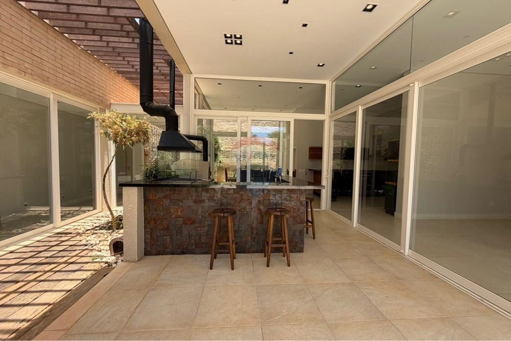 Casa de Condomínio - Alugar - Bragança Paulista , São Paulo - f06957b0-40b2-474e-8955-5b70a12b84db.jpeg - 690041127-117