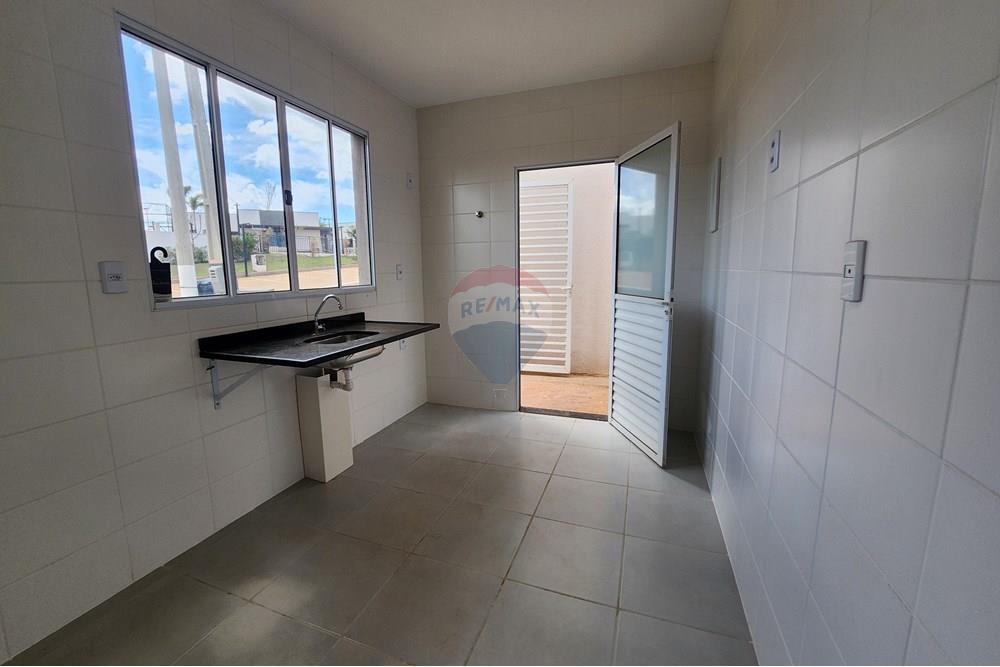 Casa à venda com 2 quartos, 62m² - Foto 51