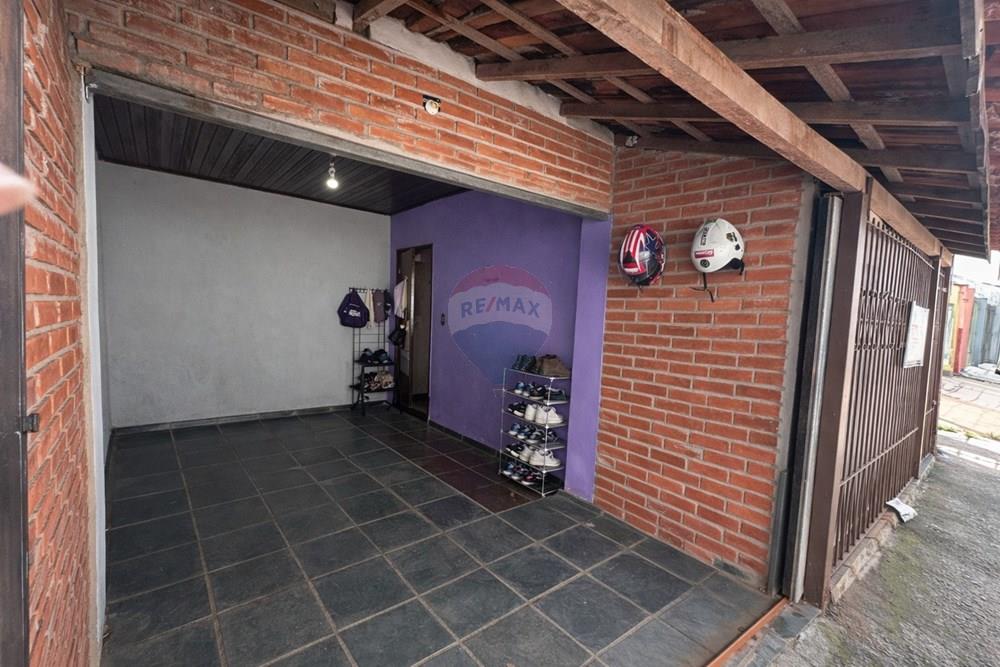 Casa - Venda - Bragança Paulista , São Paulo - ChatGPT Image 1 de mar. de 2026, 21_05_12.jpg - Garagem - 690041129-21