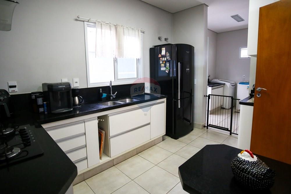 Casa de Condomínio - Venda - Valinhos , São Paulo - CláuBearz41.JPG - 691181029-10