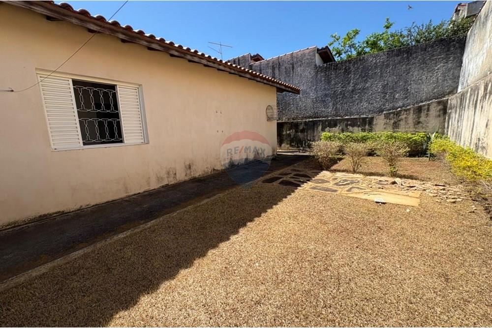 Casa - Venda - Bragança Paulista , São Paulo - WhatsApp Image 2025-09-26 at 20.36.21 (1).jpeg - Quintal - 690041001-222