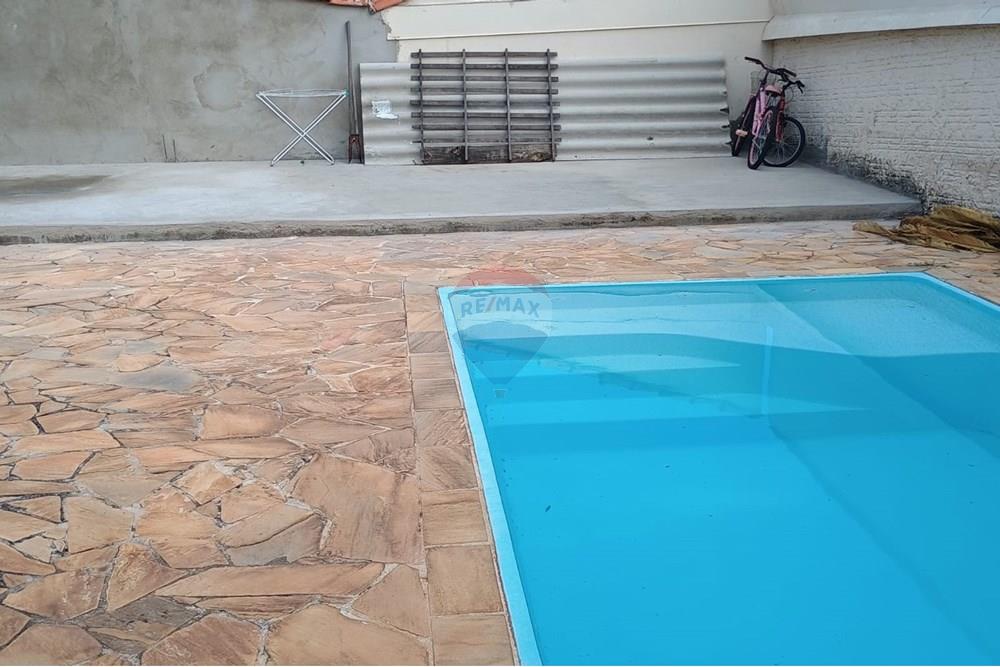 Casa para alugar com 2 quartos, 98m² - Foto 18