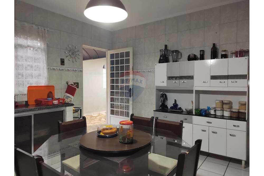 Casa à venda com 3 quartos, 165m² - Foto 22