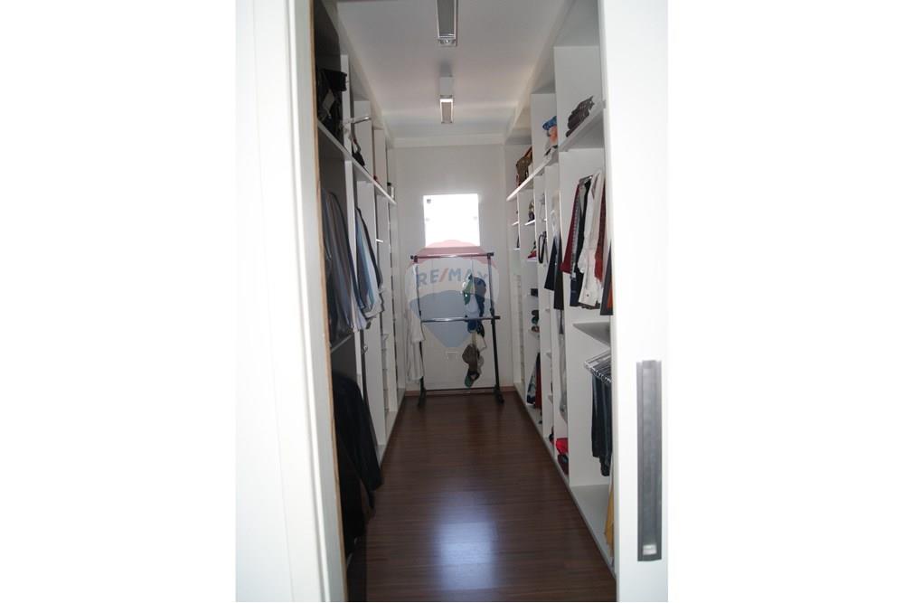 Casa de Condomínio - Venda - Vinhedo , São Paulo - closet.JPG - 690941020-88