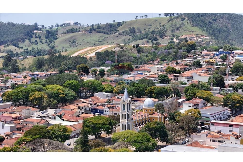 Terreno - Venda - Joanópolis , São Paulo - igreja1.JPG - 691011031-1
