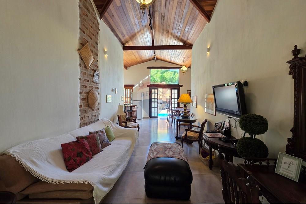 Chácara / Sítio / Fazenda - Venda - Socorro , São Paulo - 20250505_145942.jpg - Sala de estar - 690041041-39