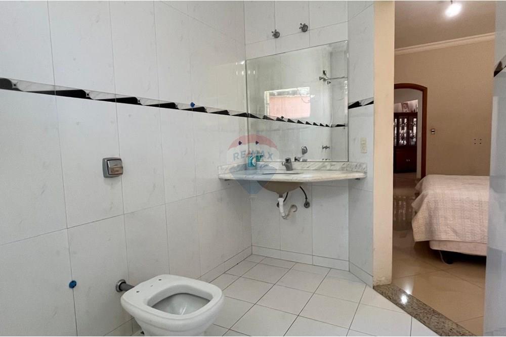 Casa - Venda - Jarinu , São Paulo - w.c.quaro 1.jpeg - 691121001-46