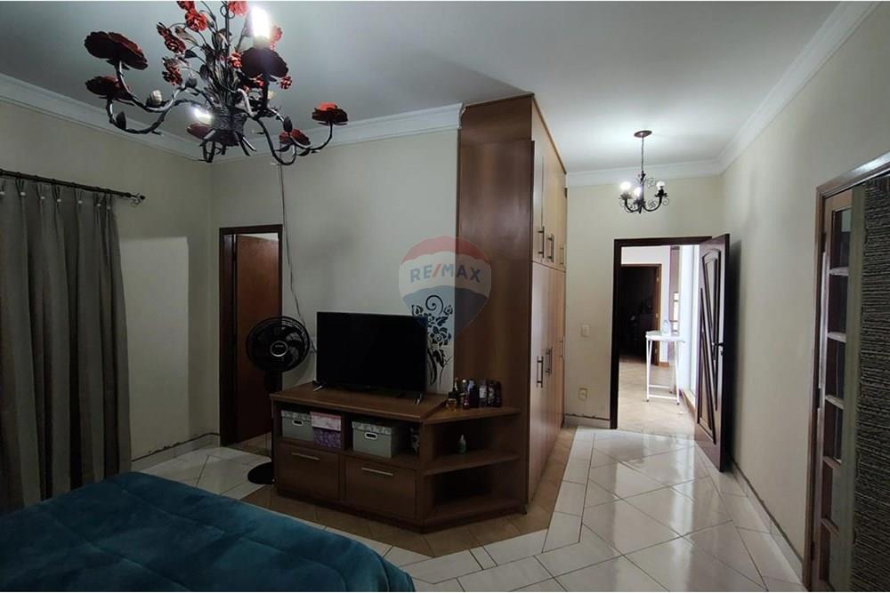 Casa Comercial - Alugar - Paulínia , São Paulo - Imagem do WhatsApp de 2025-11-19 à(s) 12.24.37_49f2e581.jpg - 690511140-70