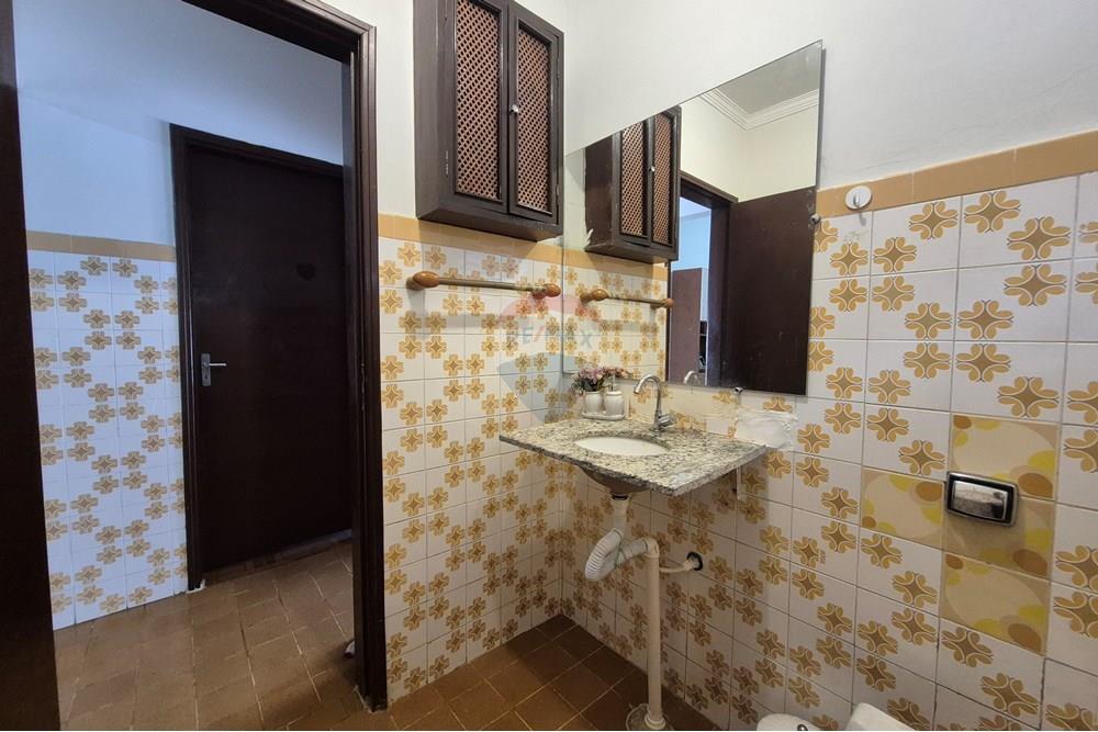 Casa à venda com 5 quartos, 183m² - Foto 18
