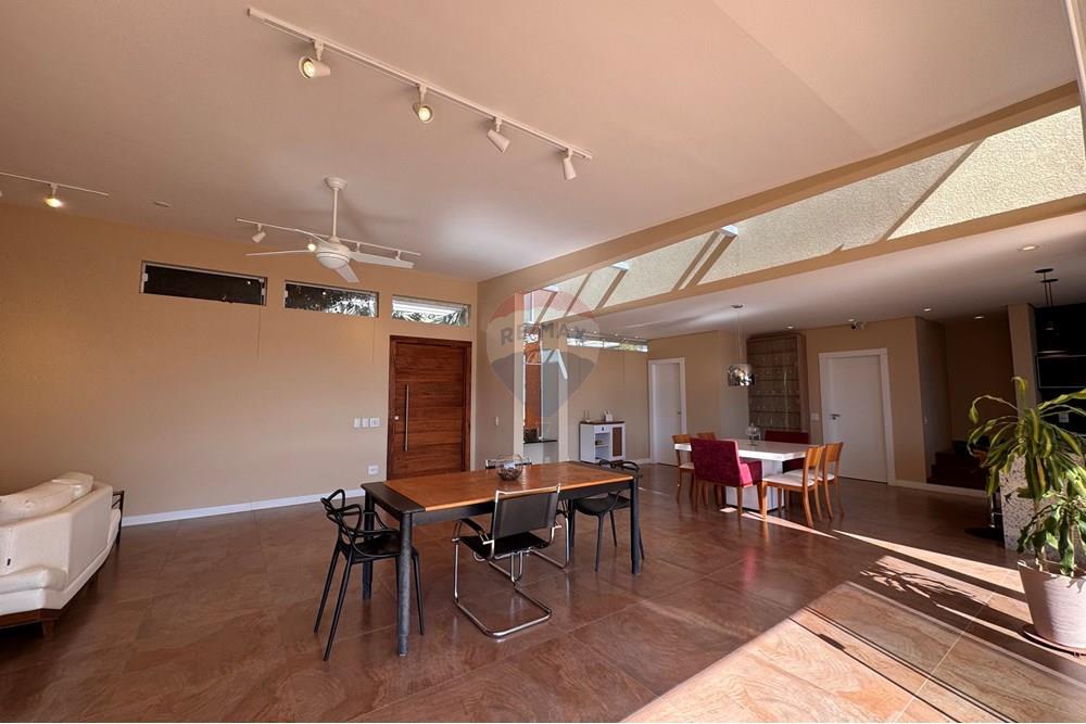 Casa de Condomínio - Venda - Piracaia , São Paulo - IMG_8737.jpg - Sala de jantar - 690041159-10