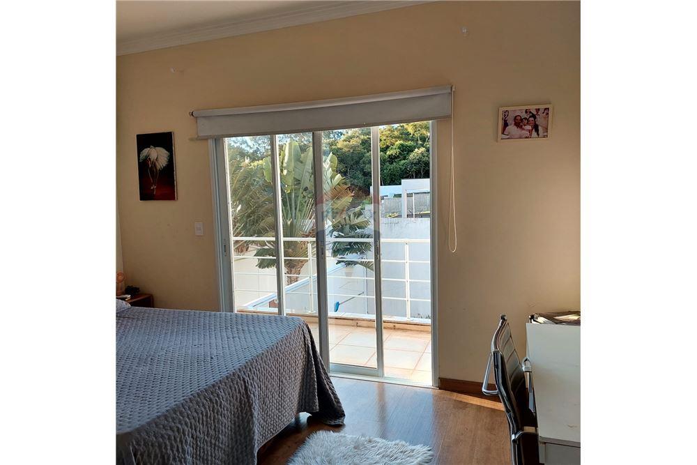 Casa de Condomínio - Alugar - Valinhos , São Paulo - 12 - 690541156-112