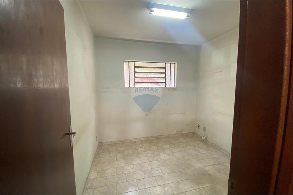 Comercial - Almacén - Piracicaba , Sao Paulo - BR - Imagem do WhatsApp de 2025-10-10 à(s) 10.23.49_2c9d7fd3.jpg - 690781182-14