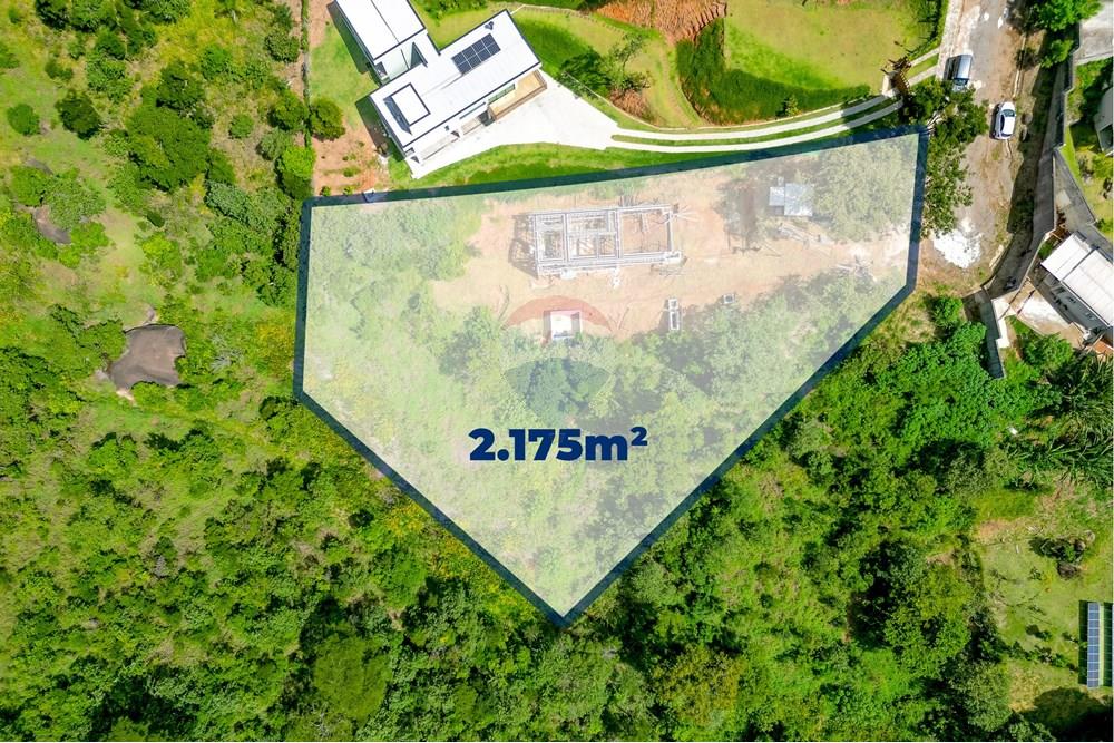 Terreno - Venda - Atibaia , São Paulo - 03-Terreno-no-Parque-Arco-iris-em-Atibaia-com-vista-permanente-para-a-Serra-e-projeto-aprovado.jpg - 690921044-68