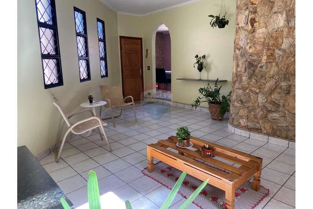 Casa à venda com 3 quartos, 174m² - Foto 15