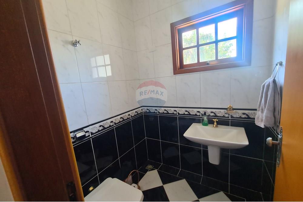 Casa para alugar com 3 quartos, 343m² - Foto 60