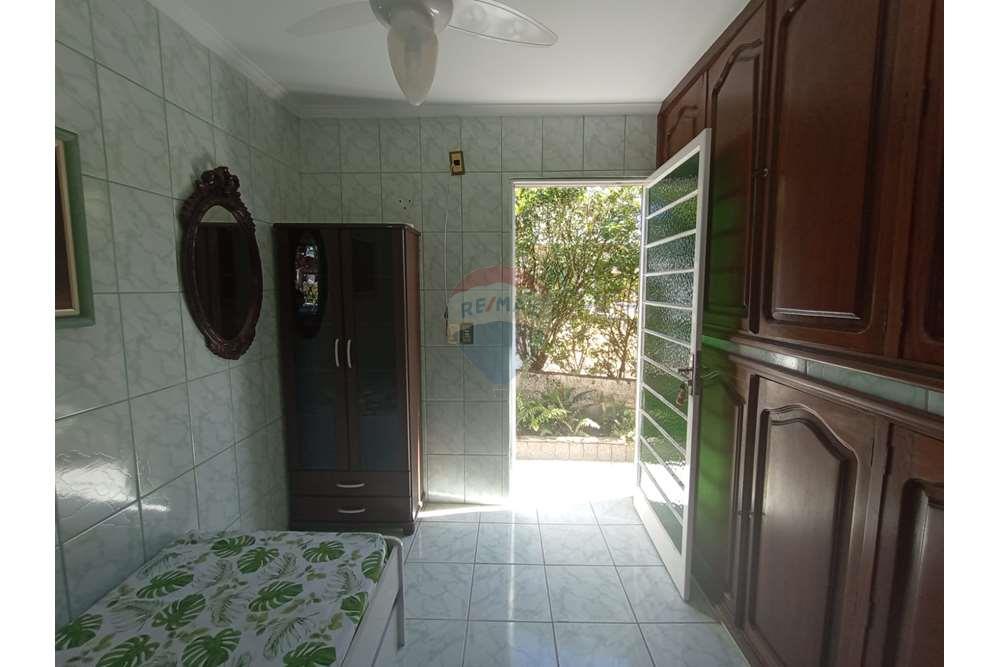 Casa à venda com 5 quartos, 199m² - Foto 56