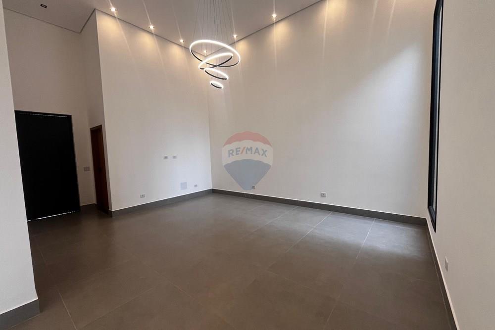 Casa de Condomínio - Venda - Bragança Paulista , São Paulo - WhatsApp Image 2026-03-18 at 10.04.05 (1).jpeg - Sala de estar - 690041213-10