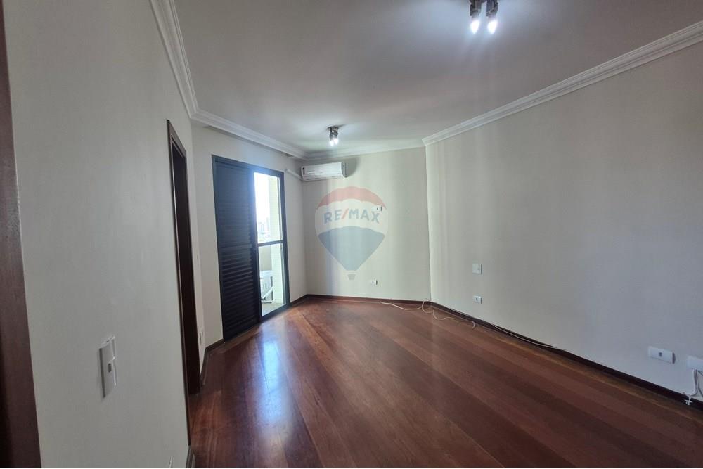 Apartamento à venda com 4 quartos, 221m² - Foto 58