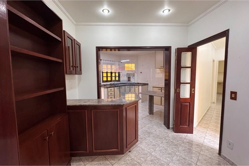 Casa - Venda - Bragança Paulista , São Paulo - photo_2026-01-28_15-30-31.jpg - 690041052-136