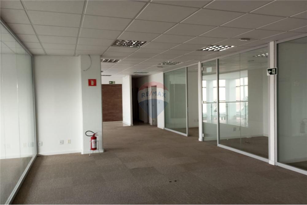 Galpão - Alugar - Campinas , São Paulo - Neste corredor há possibilidade de se criar uma base de apoio ás salas - 690181001-440