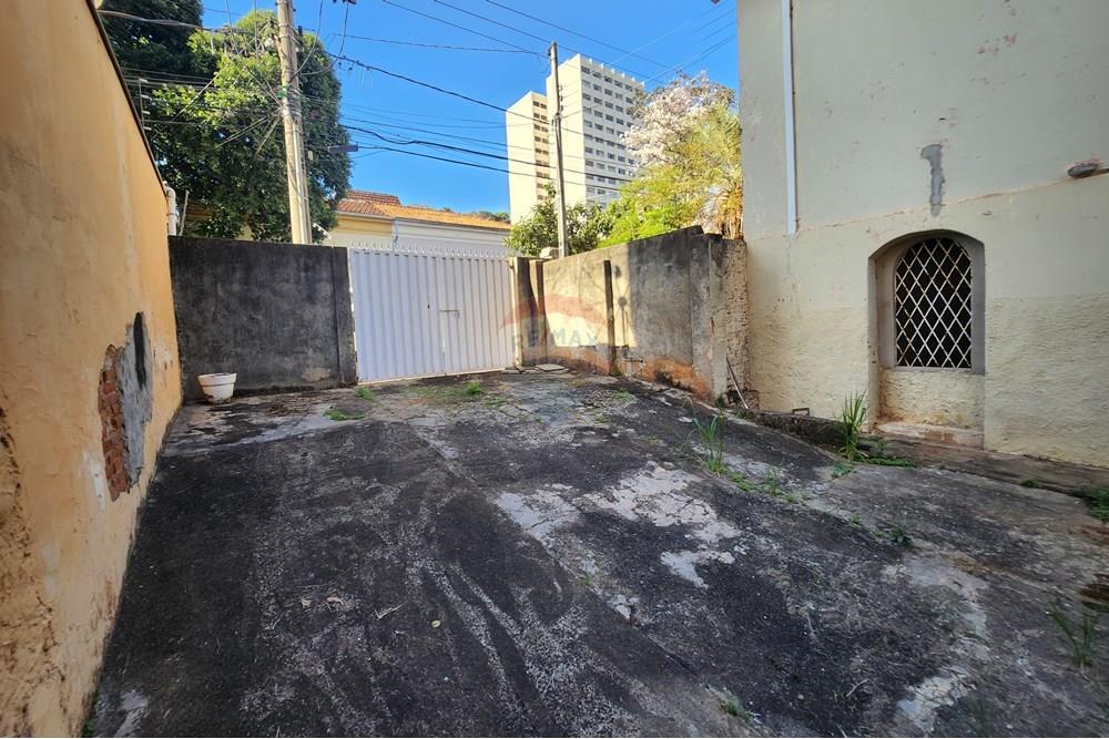 Prédio Inteiro para alugar com 3 quartos, 146m² - Foto 34