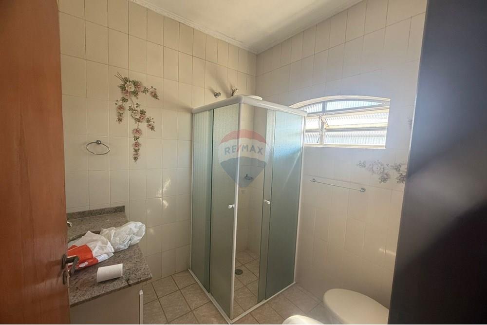 Casa - Alugar - Bragança Paulista , São Paulo - WhatsApp Image 2025-09-19 at 14.10.07 (1).jpeg - 690041127-44