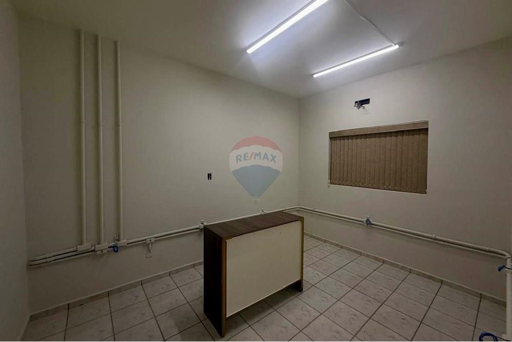 Casa Comercial - Alugar - Americana , São Paulo - Casa com Av São Jeronimo.jfif12.jpeg - 690231102-21