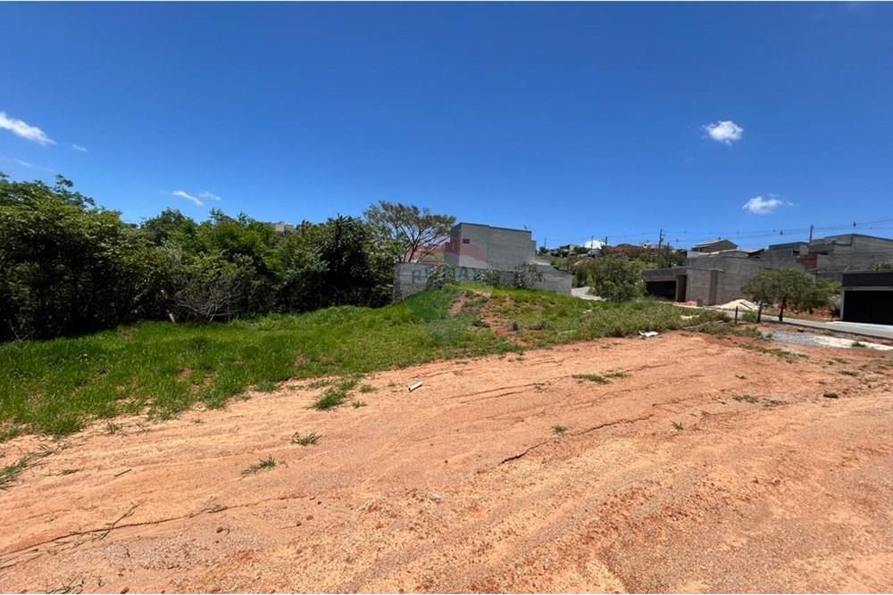 Terreno - Venda - Bragança Paulista , São Paulo - 27b28d76-0a60-4e47-8d70-9db31828aa28.jpeg - 690041085-81