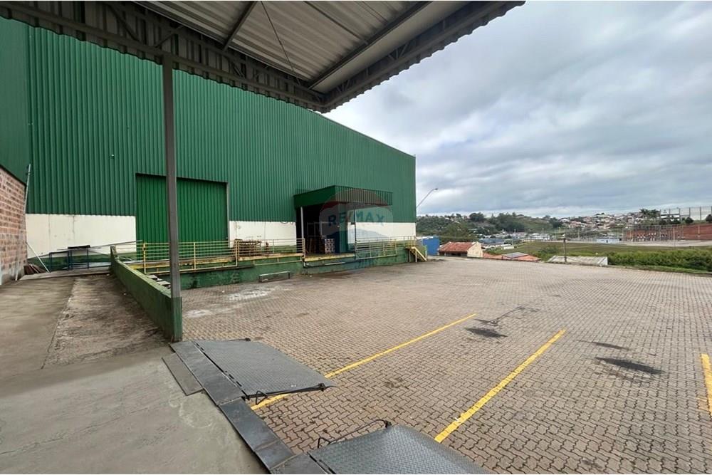 Galpão - Alugar - Itatiba , São Paulo - 4df7aa2a-8f8f-4f2b-b5c8-42176e45e402.JPG - 690791208-14