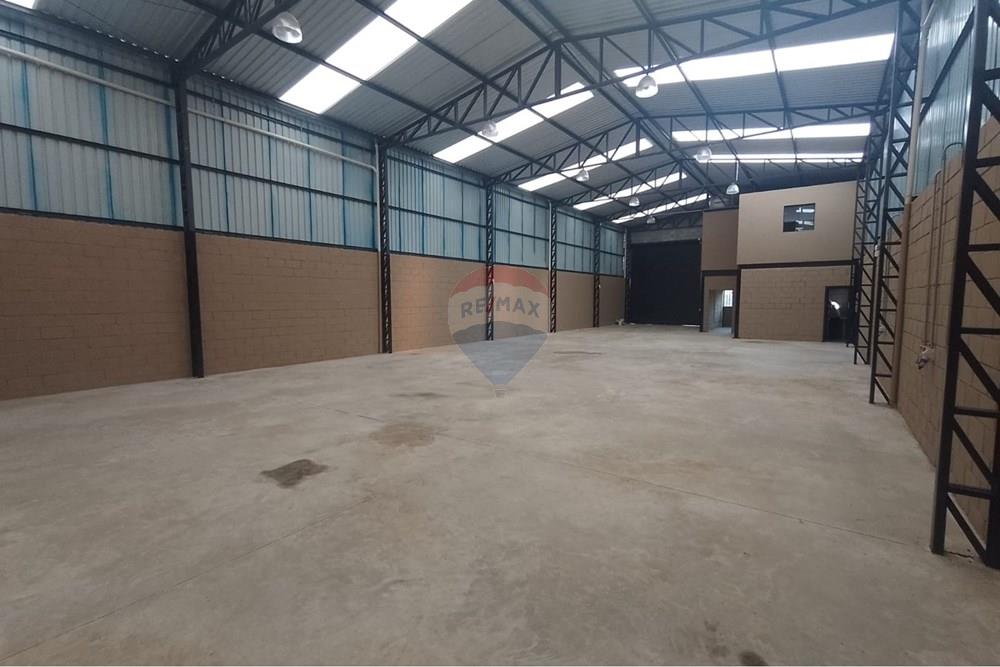 Galpão - Alugar - Bragança Paulista , São Paulo - WhatsApp Image 2026-03-18 at 10.57.23 (2).jpeg - 690041127-187