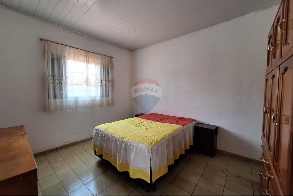 Casa à venda com 4 quartos, 240m² - Foto 31